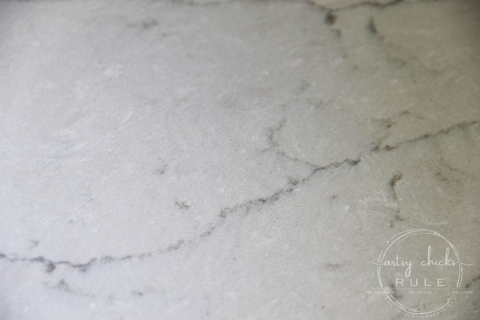 Wilsonart Quartz Coastal - artsychicksrule.com #wilsonartquartz #coastalquartz #quartzcountertops #whitecountertopideas #quartzcountertopideas