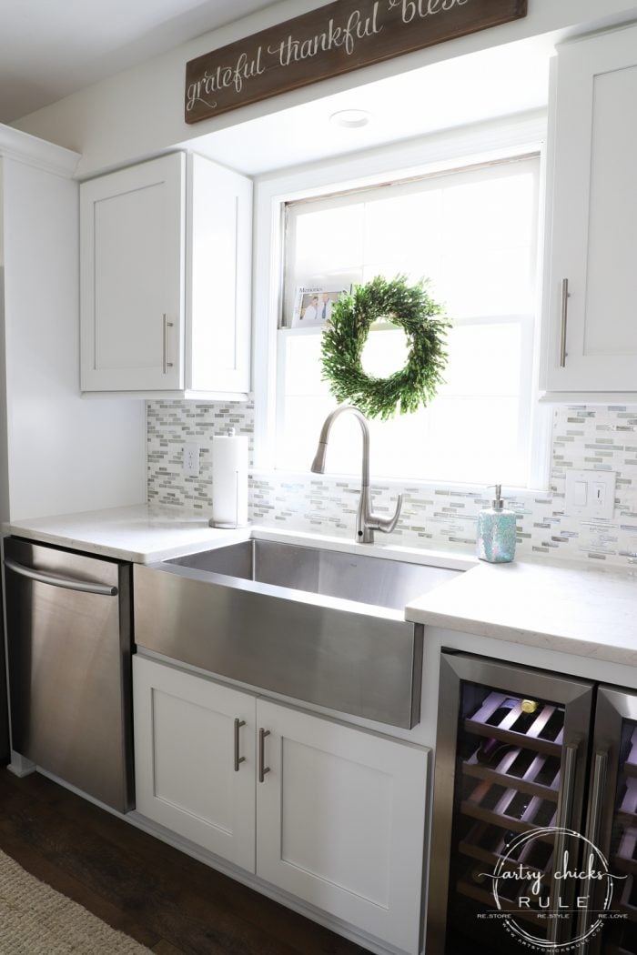 DIY Coastal Kitchen Makeover Reveal!!! White Shaker cabinetd, quartz countertops, farmhouse style flooring and more! artsychicksrule.com #kitchenmakeover #kitchenremodel #diykitchen #coastalkitchen #quartzcountertops #farmhouseflooring