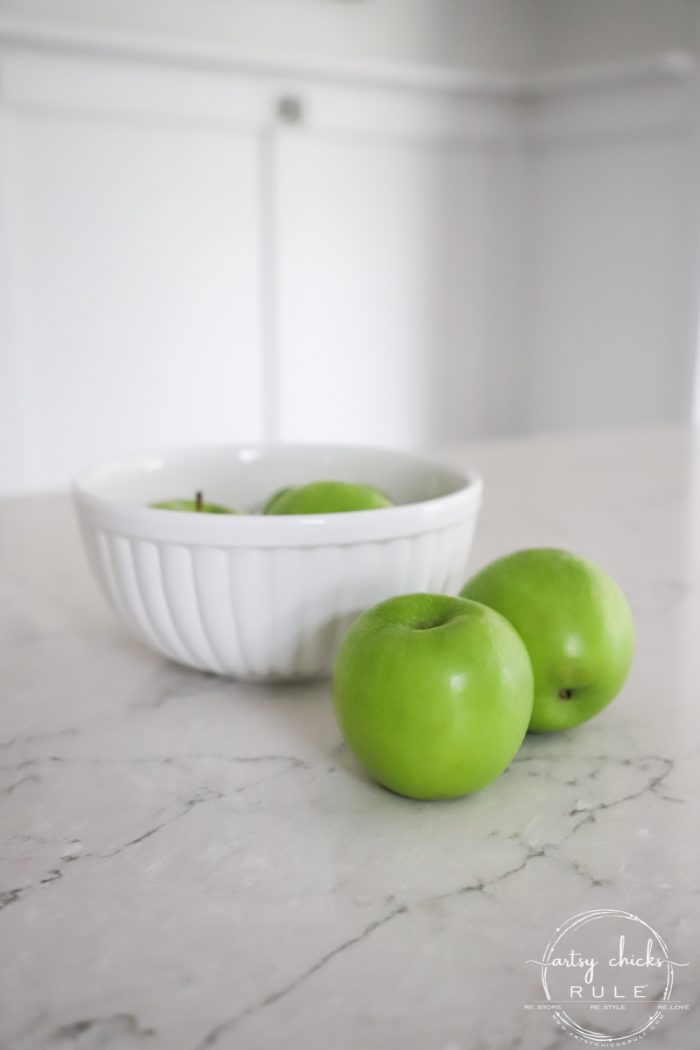 DIY Coastal Kitchen Makeover Reveal!!! White Shaker cabinetd, quartz countertops, farmhouse style flooring and more! artsychicksrule.com #kitchenmakeover #kitchenremodel #diykitchen #coastalkitchen #quartzcountertops #farmhouseflooring