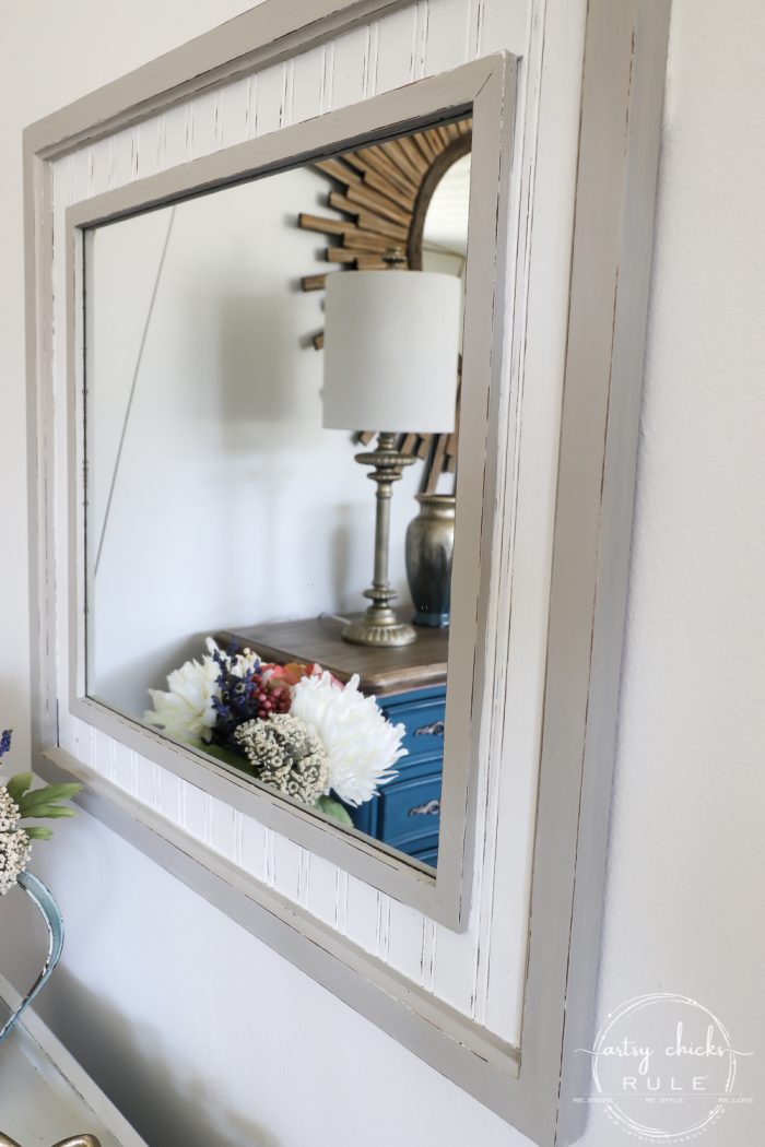 Coastal Style Thrift Store Mirror Makeover!! Budget friendly decor can be found at the thrift store. All you need is a little paint! artsychicksrule.com #thriftstoremakeovers #mirrormakeover #thriftymakeovers #painteddecor