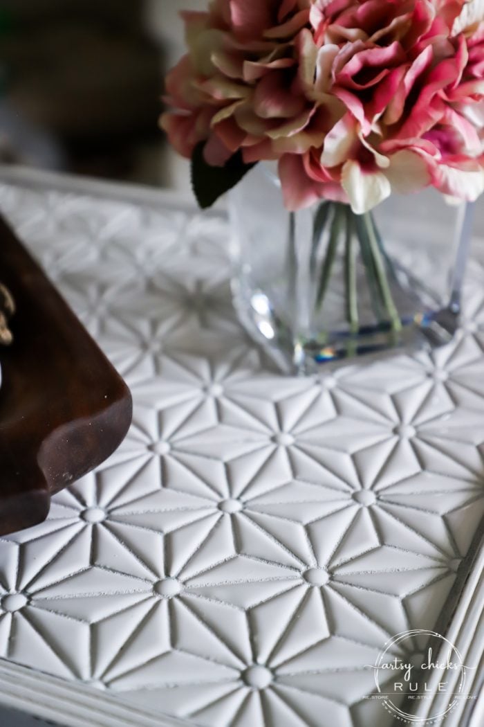 How To Tile A Table Top! DIY tiled table top is easier than you think! And gives a completely new look to your furniture! artsychicksrule.com #diytiledtable #diytile #DIYtileprojects