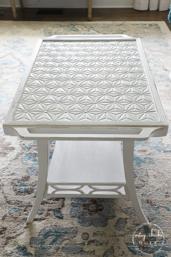 How To Tile A Table Top! DIY tiled table top is easier than you think! And gives a completely new look to your furniture! artsychicksrule.com #diytiledtable #diytile #DIYtileprojects