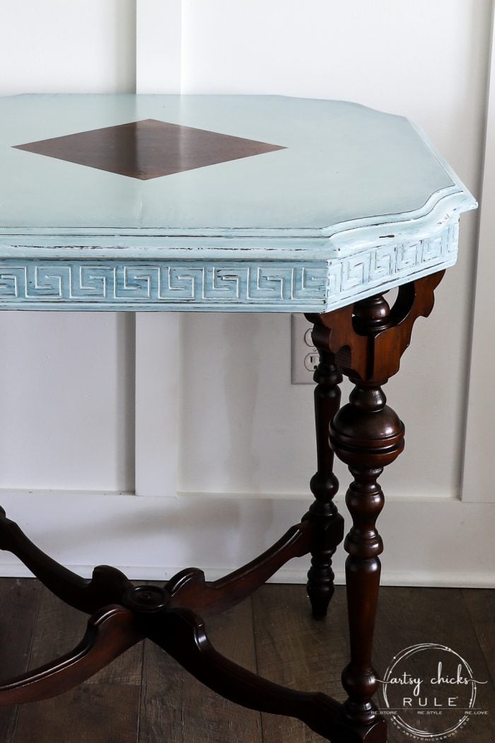 Simple Way To Add Dimension! Gorgeous Makeover with Rustoleum Chalked Paint Serenity Blue and 3 of my favorite products! artsychicksrule.com #rustoleumchalkedpaint #chalkpaint #furnituremakeovers #chalkpaintfurniture #serenityblue #gelstain #javagel