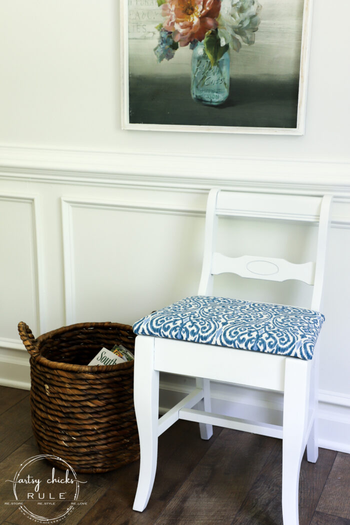 This dressing chair got a brand new makeover, so simply and quickly! With the right tools, you can do the same in one afternoon's time! #artsychicksrule.com #furnituremakeover #dressingchair #bluefabric #blueandwhitefurniture