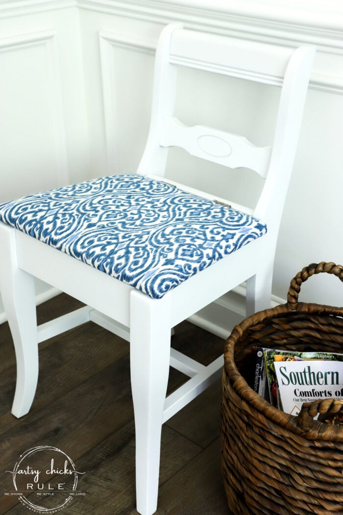 This dressing chair got a brand new makeover, so simply and quickly! With the right tools, you can do the same in one afternoon's time! #artsychicksrule.com #furnituremakeover #dressingchair #bluefabric #blueandwhitefurniture