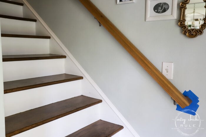 Update Stairs with Gel Stain (SO EASY...believe it!) artsychicksrule.com #gelstain #updatestairs #gelstainprojects #staircaseideas 