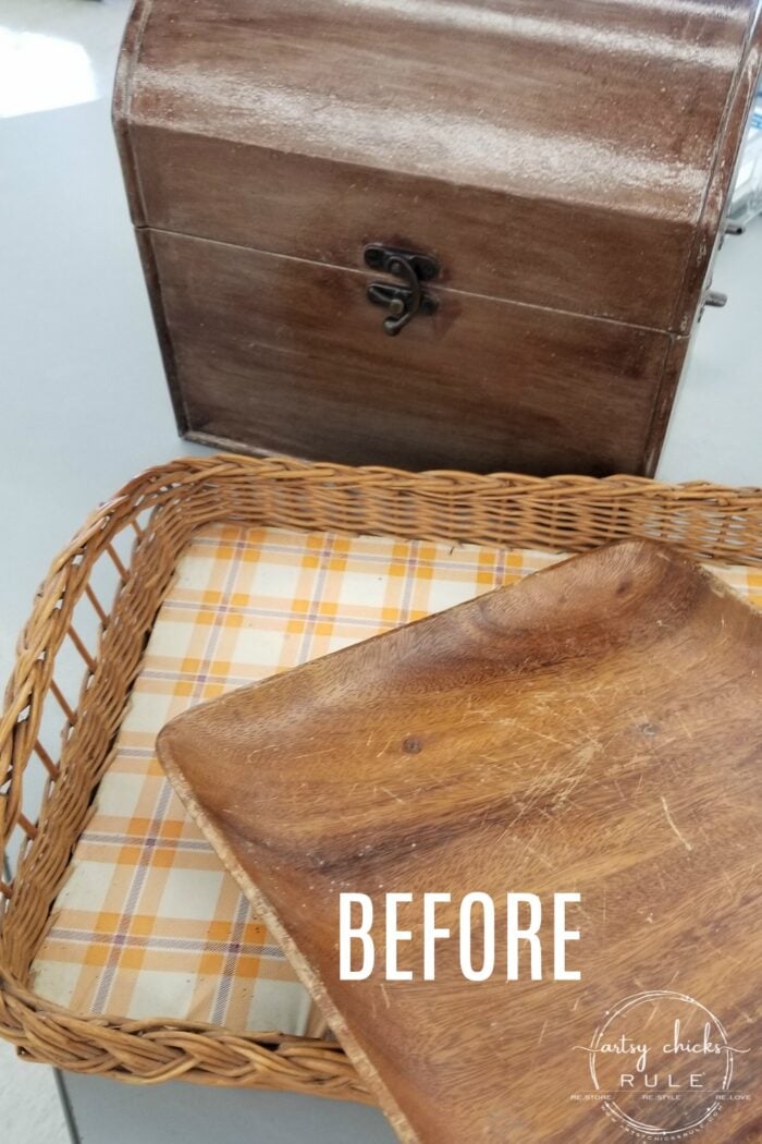 Minwax Gel Stain gave this old wood tray a BRAND new look! SIMPLY!!! artsychicksrule.com #minwaxgelstain #gelstain #woodprojects #thriftstoremakeover