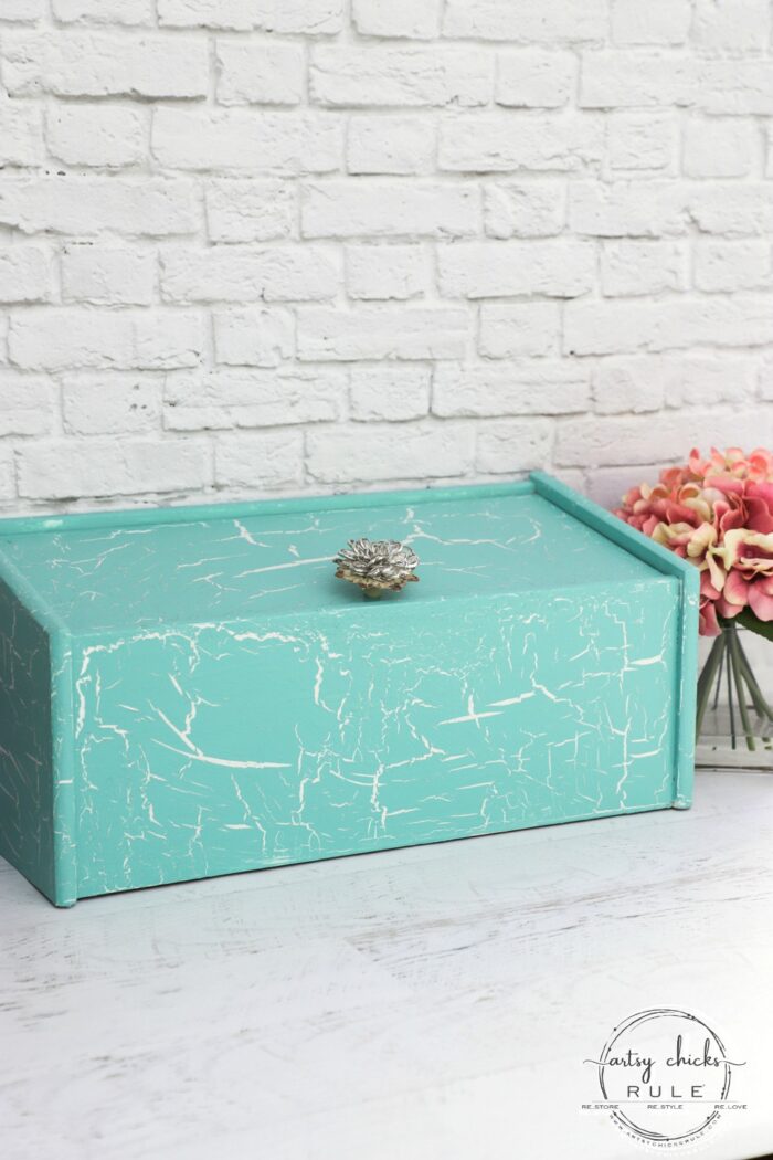 Dixie Belle Paint Company - A jewelry box dripping with beautiful