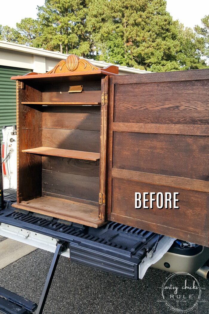 This gel stain cabinet makeover was a breeze to do!! Super easy (and quick) way to update that old orange-y wood! (or any old wood!) artsychicksrule.com #gelstain #gelstainmakeover #gelstainideas #furnituremakeover #stainedfurnitured #antiquefurniture