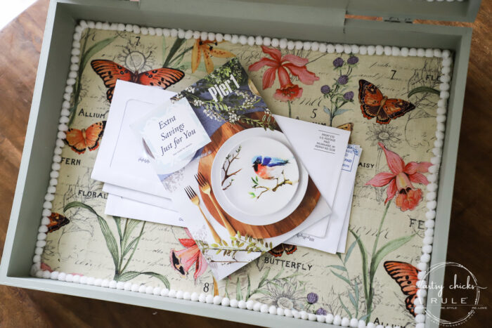 This old flatware box makeover uses pretty green paint, colorful new fabric and bird transfers for spring! Perfect for holding many things besides flatware! artsychicksrule.com #flatwarebox #silverwarebox #primadesigns #springprojects #fabricprojects