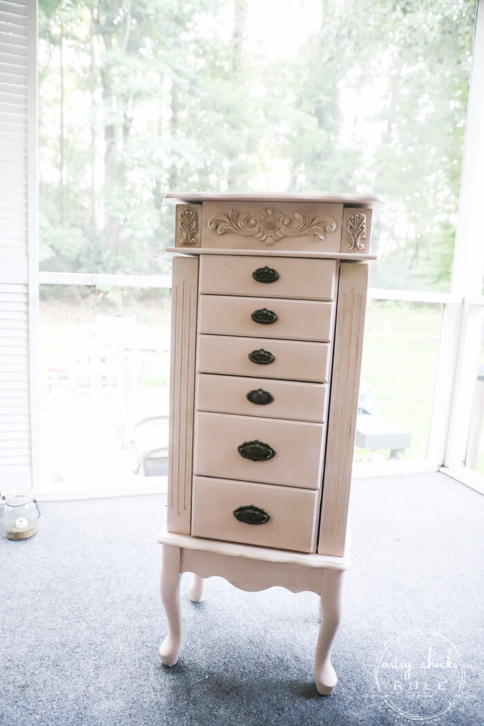 Outdated jewelry armoire makeover ... for the second time! Classy and elegant gold and white. Third times the charm! artsychicksrule.com #jewelryarmoire #whitefurniture #whiteandgold