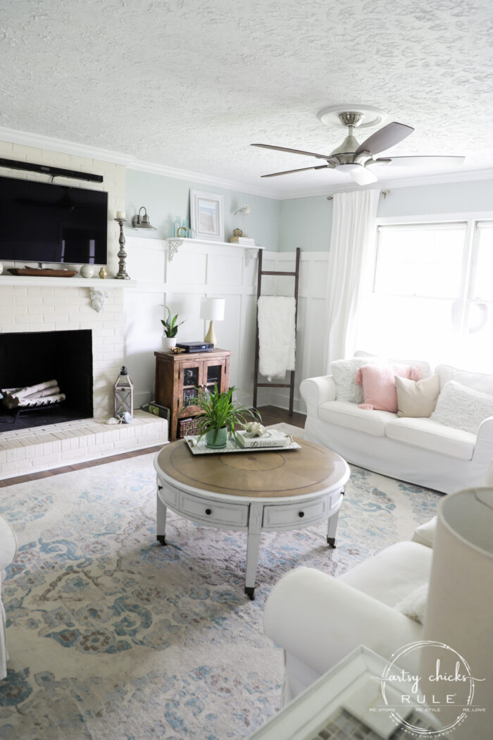 Beachy decor styled living room