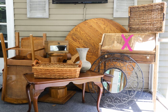 Ever wondered how you can get that cool bleached wood look?? Well, you can actually bleach your wood...with bleach, or you can do it this way instead! artsychicksrule.com #howtobleachwood #bleachedwood #coastalfurniture #farmhousestyle