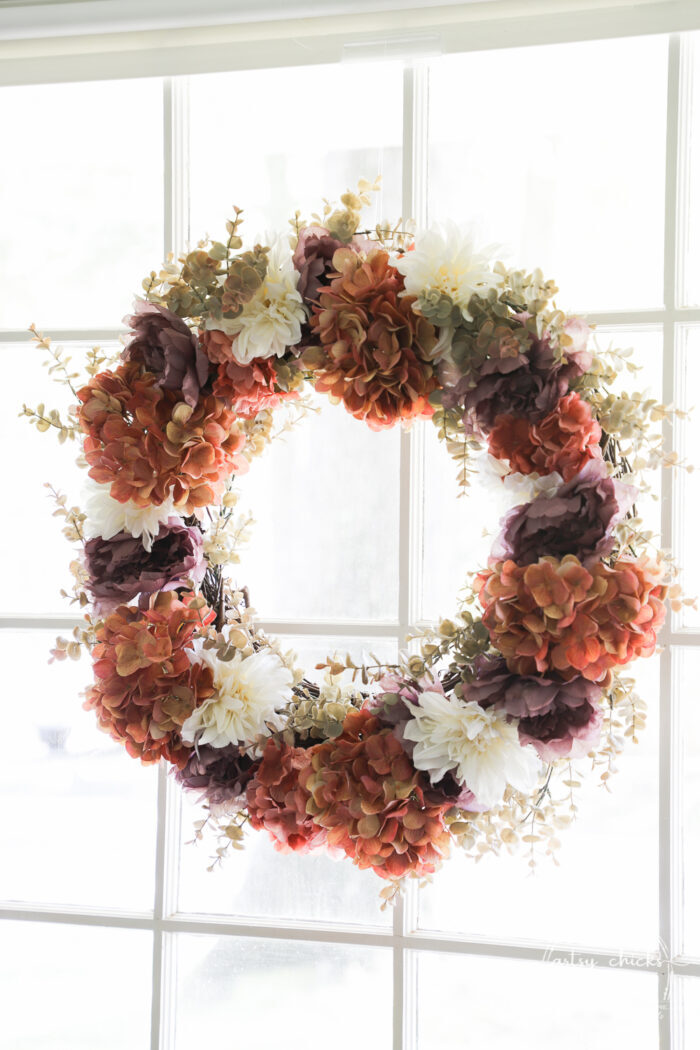 Rust, ivory & plum fall wreath. No need to stick to the traditional brown and orange...step out of the box a little with plum and ivory too. artsychicksrule.com #fallwreath #plumfallwreath