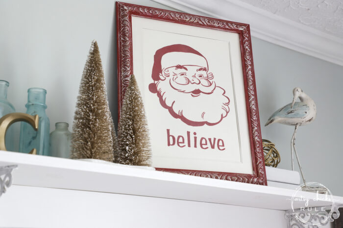 Create a cozy Christmas living room (and home) with sweet, sentimental touches, pops of red, cozy throws, and pillows! artsychicksrule.com