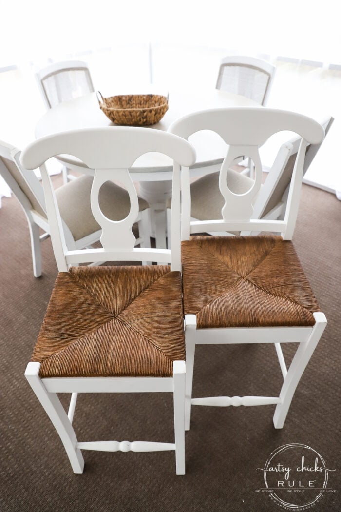 This simple, quick and easy barstool refresh will have your old ones looking like new! artsychicksrule.com