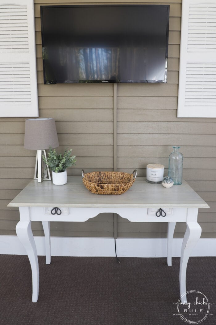 console table styled while turned right side out