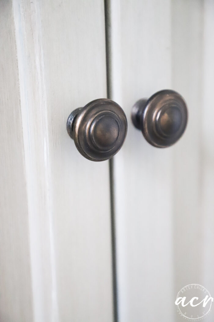 up close of two round knobs