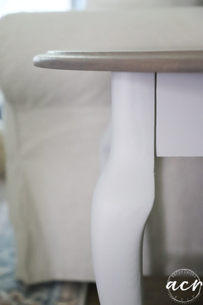 side view of finished table showing paint color of legs