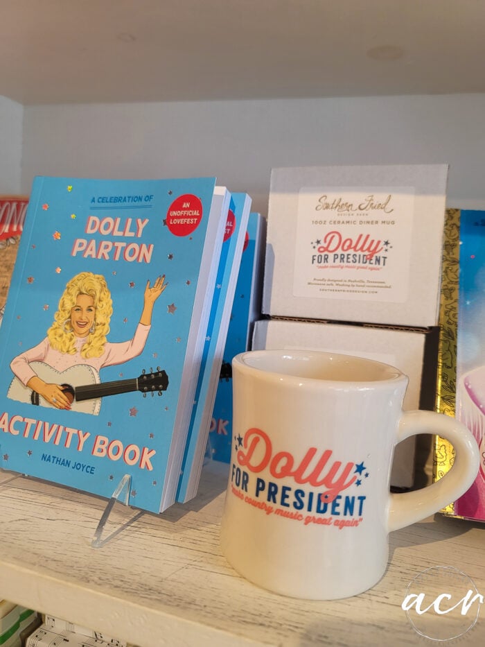 Dolly Parton items