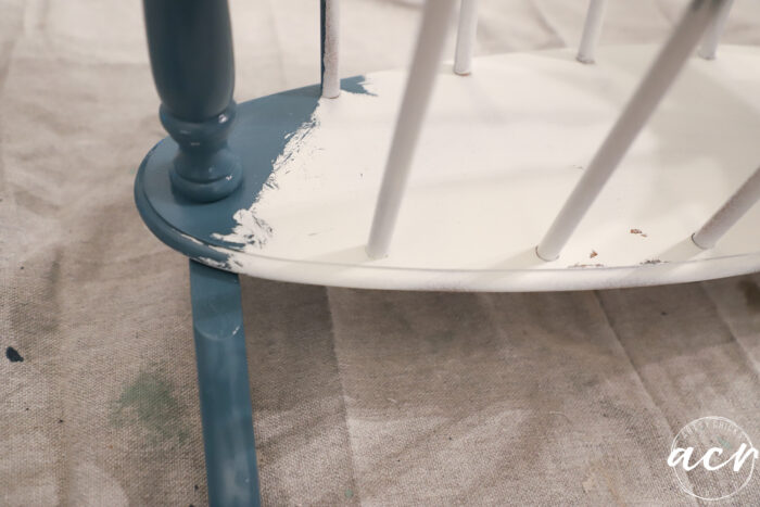painting base of table seaside blue