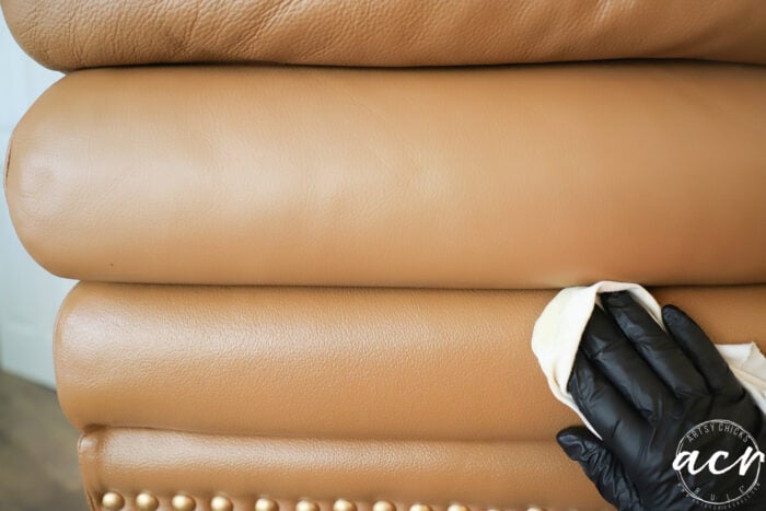 showing how leather looks before and after beeswax