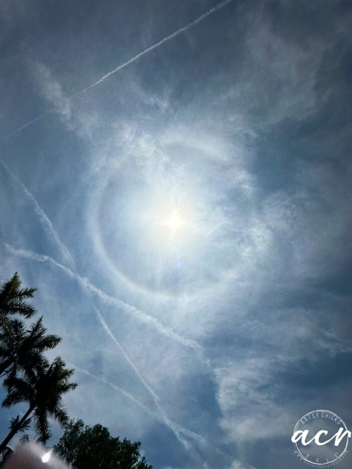 Ring around the sun in the sky
