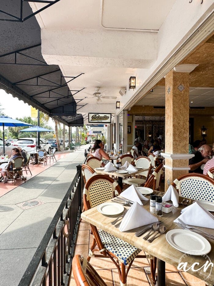 dining tables at Columbia St Armands Circle