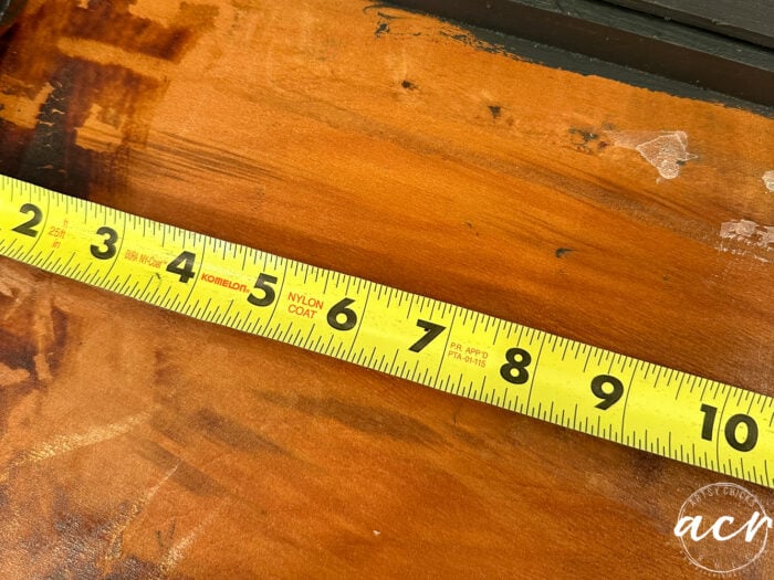 measuring inside of box