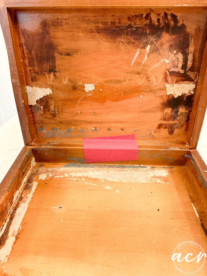 inside wood flatware box