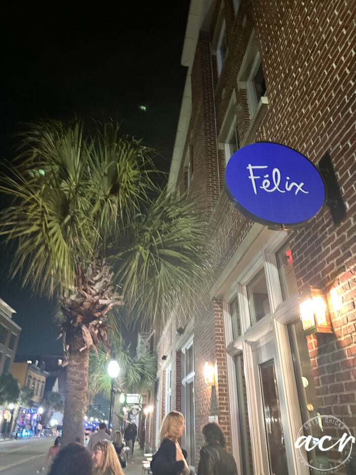 felix restaurant sign