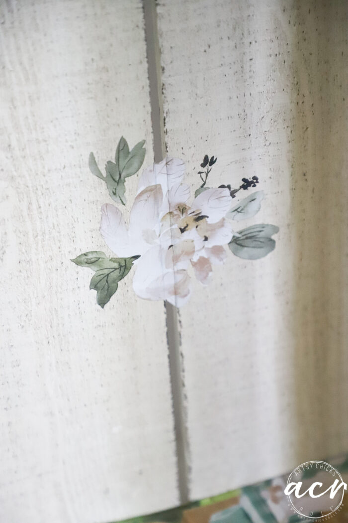flower transfer on bottom of crate