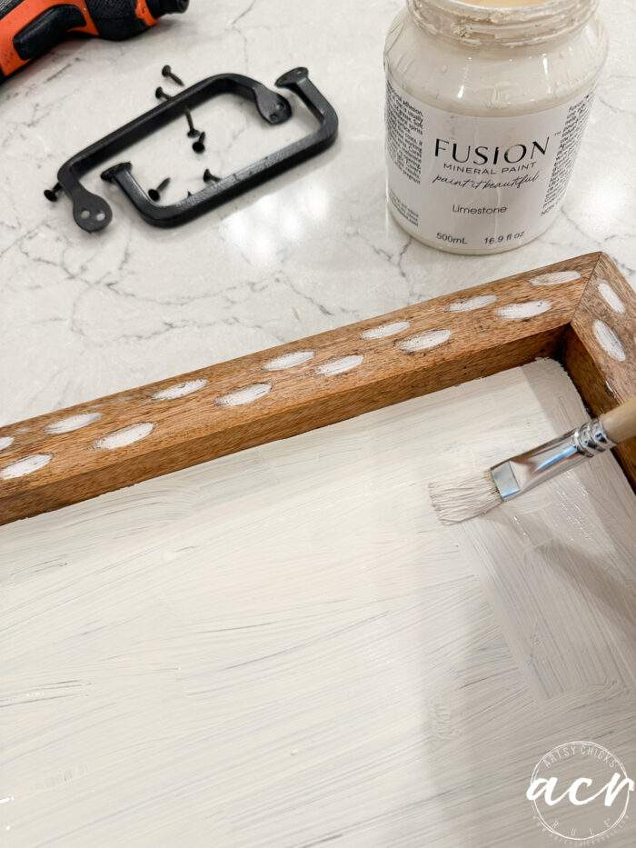 painting the tray bottom