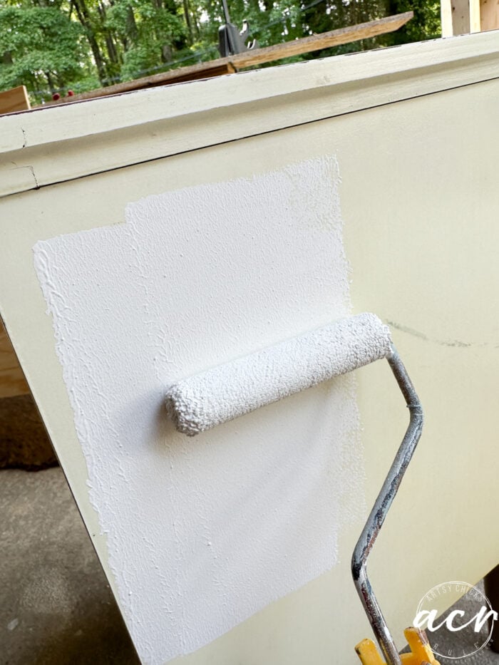 rolling the victorian lace paint on side of nightstand