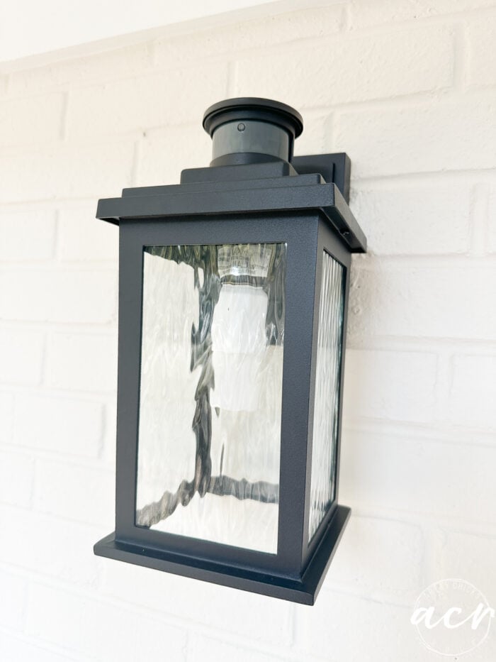 black light fixture on white duck paint