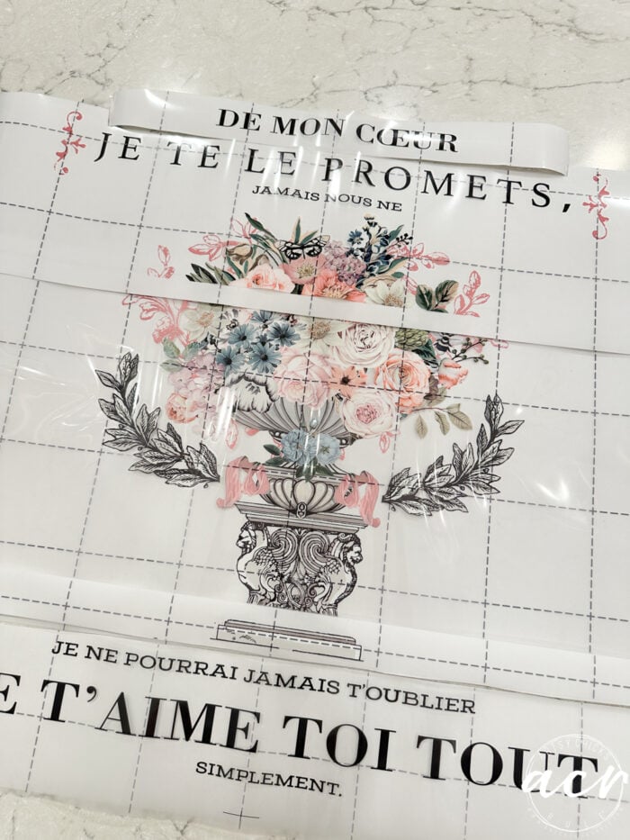 pretty french writing and floral bouquet transfer