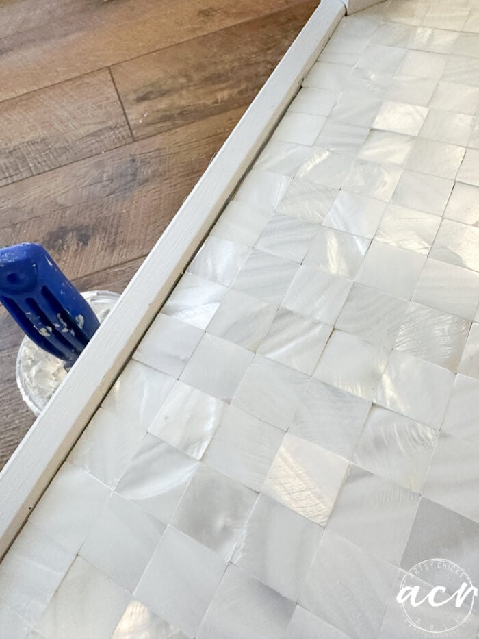 exclusivamente de los mosaicos antes de sellar
