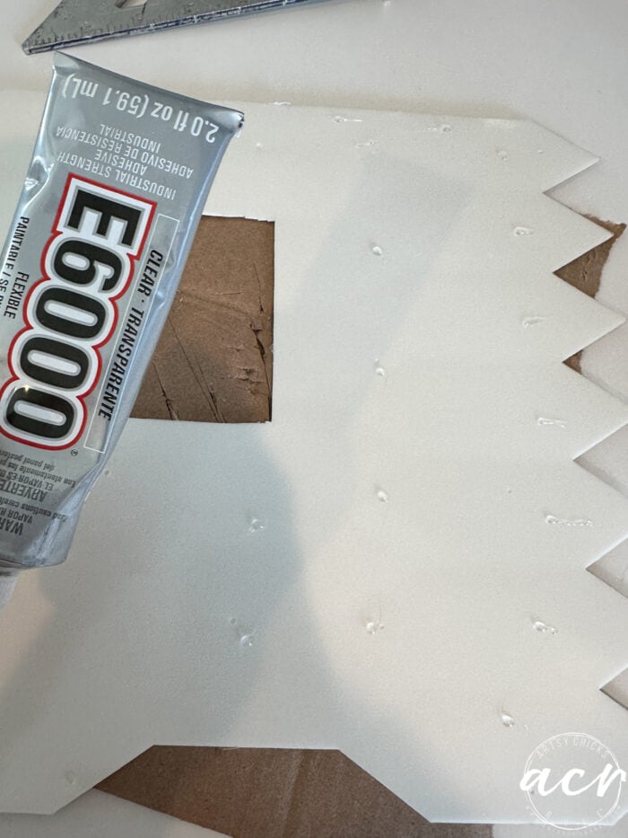using e6000 for extra hold
