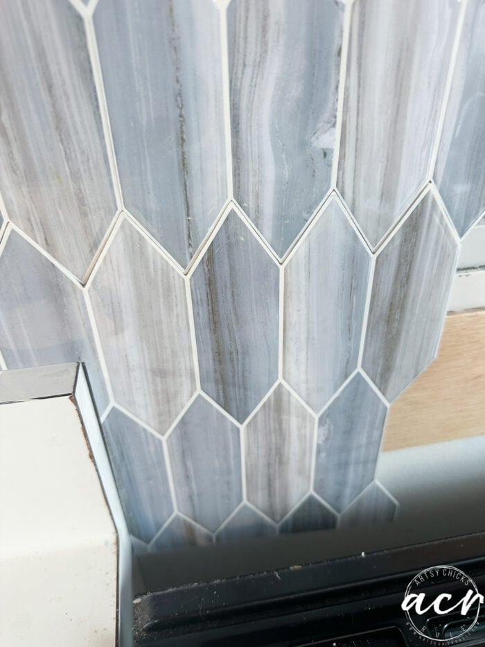 tiles behind stove
