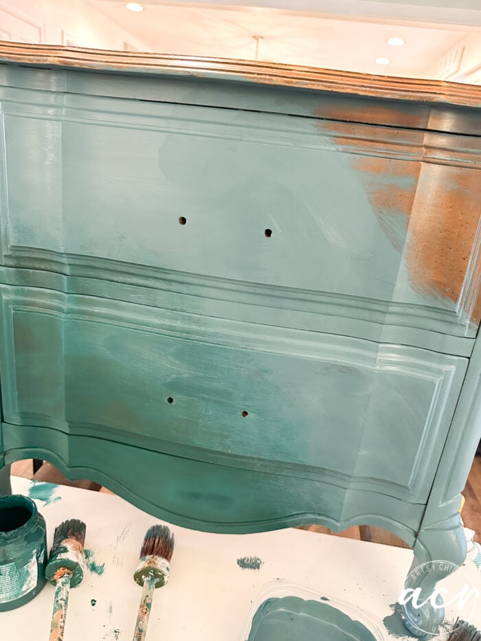 front of nightstand with two blues blended in middle