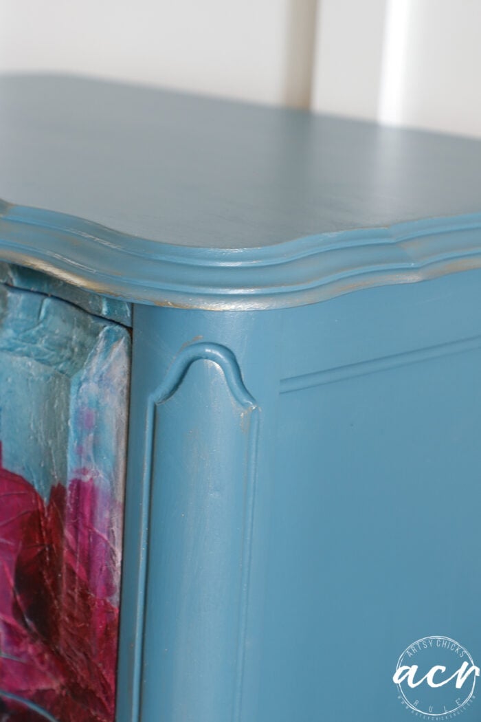 top edge and corner up close with gold hints
