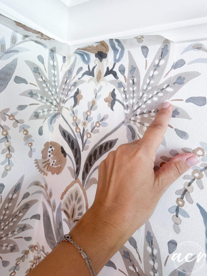 pointing to the seam