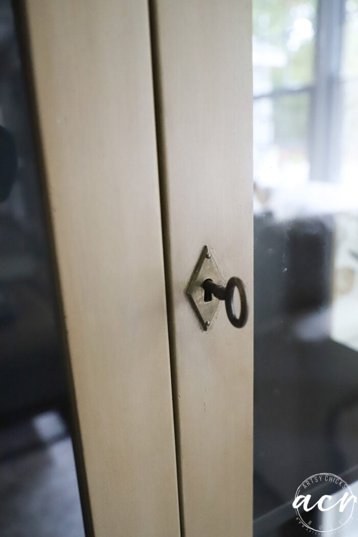 up close of key knob